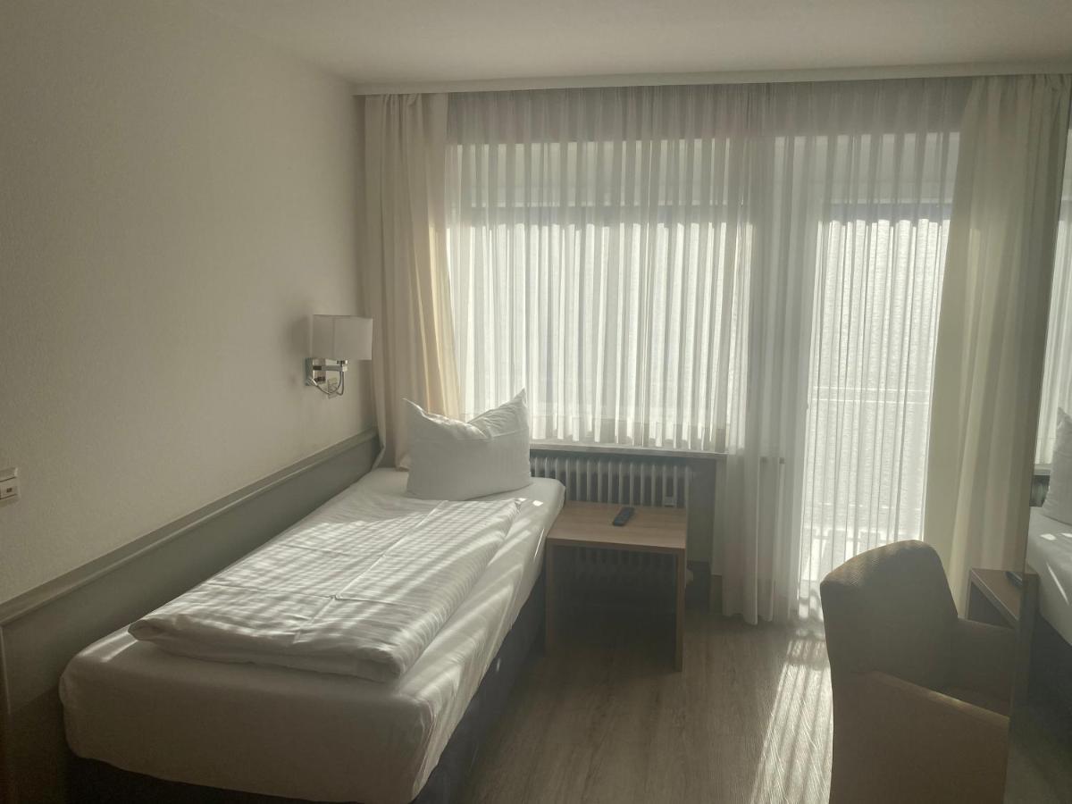 克朗布登海景酒店 博德曼路德维希港 外观 照片